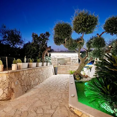 Holiday home Trully *